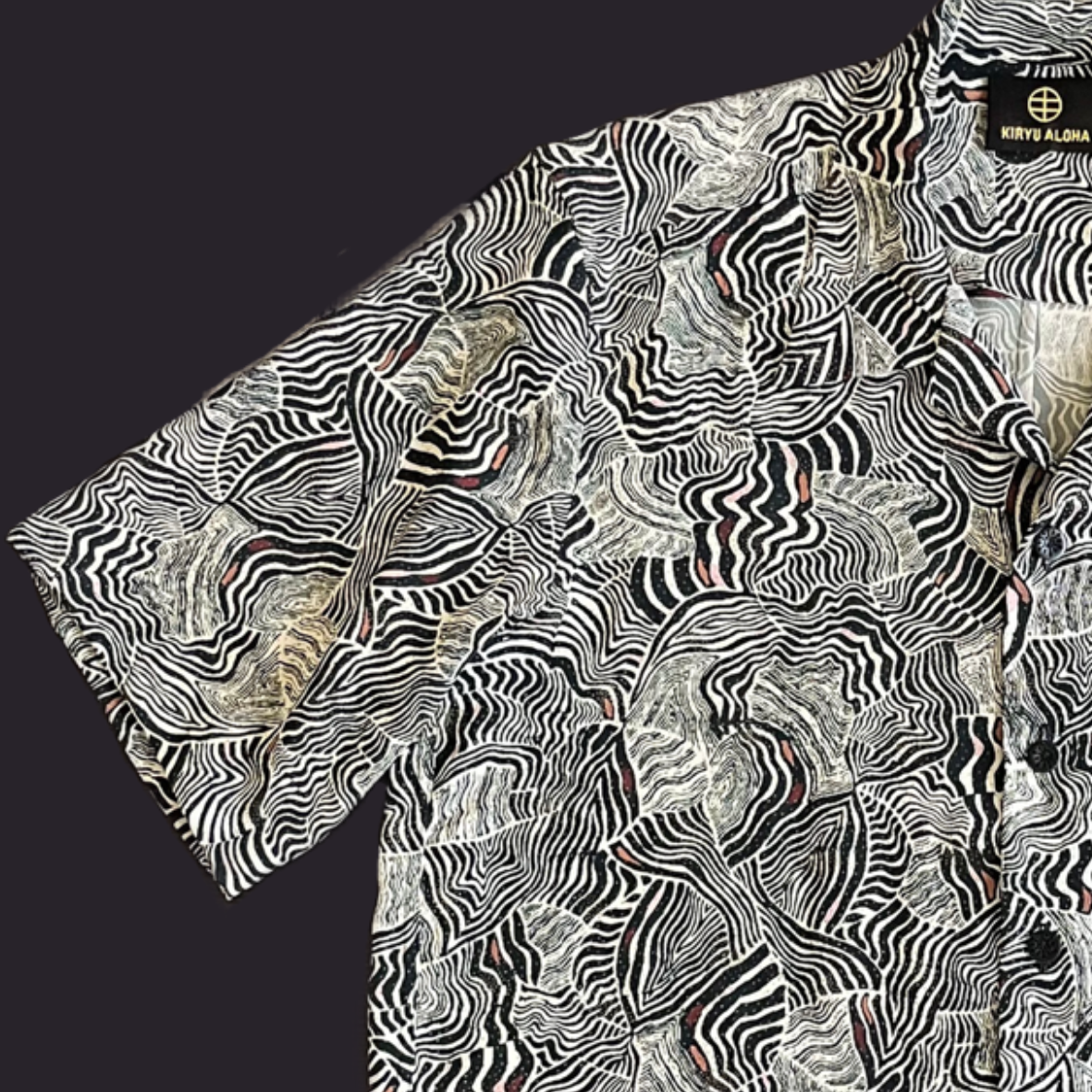 Pattern dyeing with unusual stripes L