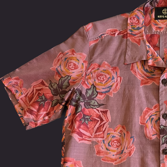 Blooming rose L